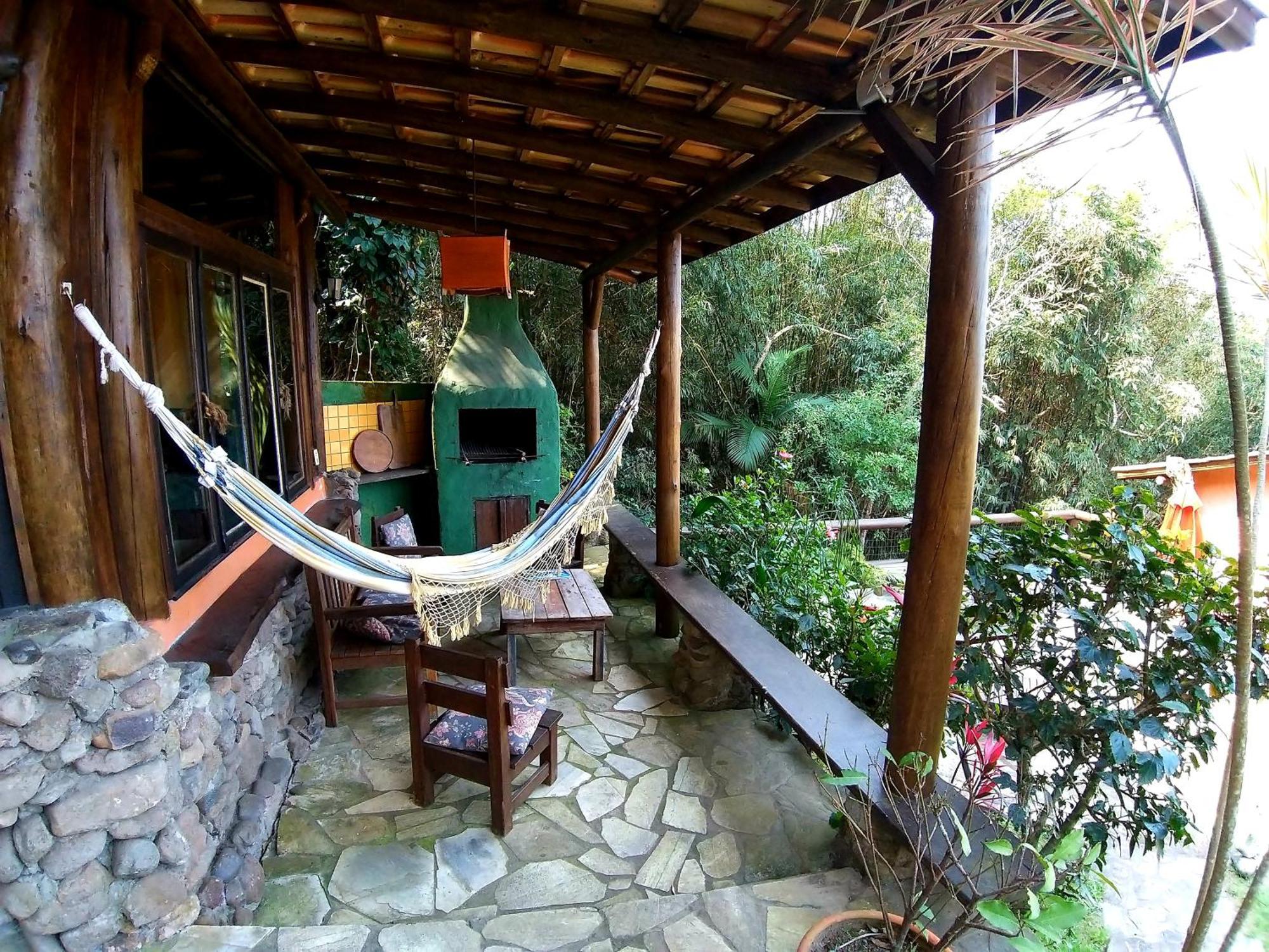 Uhuru Inn